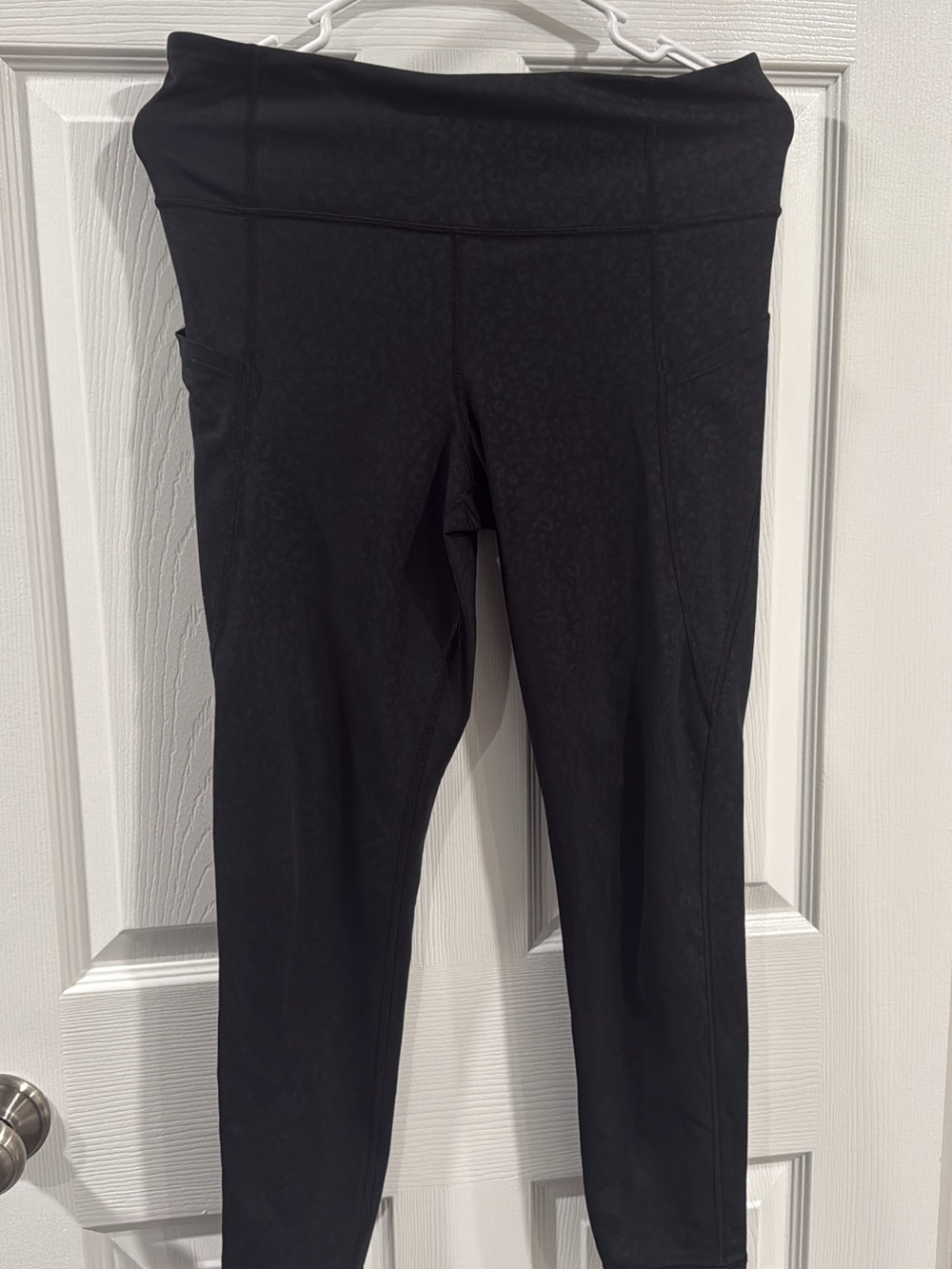 GAP Black GapFit High-Rise Leggings with Subtle Texture